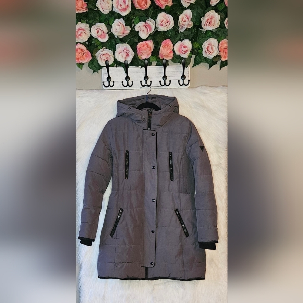 Guess Women's Gray Puffer Coat (NWOT) - Picture 1 of 11